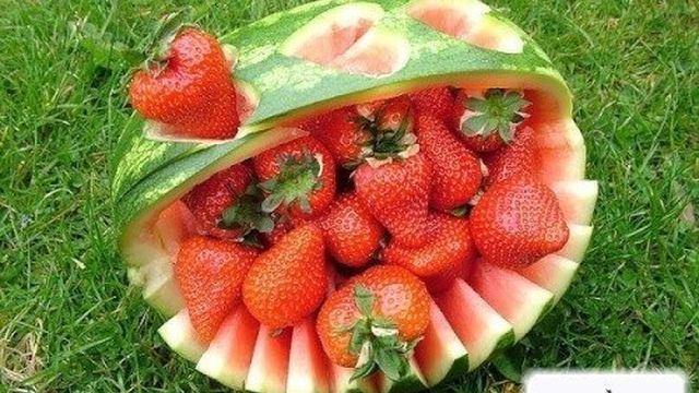 Арбуз — это ягода, фрукт или овощ